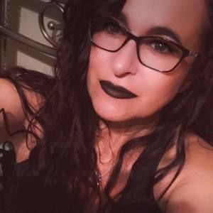 Meet your Posher, Ivette